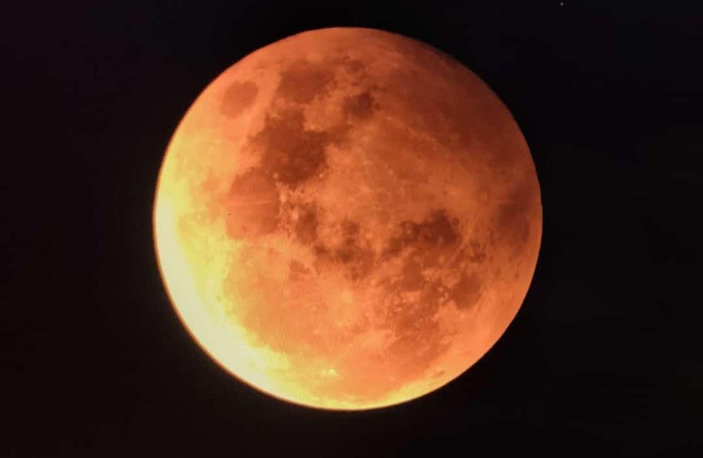 Fenomena bulan berdarah boleh disaksikan petang ini