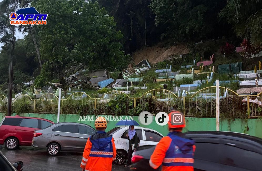 Kira-kira 20 kubur rosak akibat tanah runtuh di Tanah Perkuburan Sim-Sim